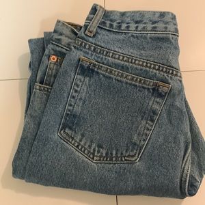 VTG 90’s y2k Calvin Klein jeans size 8 classic stone wash